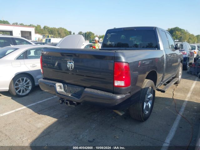1C6RR6FG0KS528592 RAM 1500 Classic Express Quad Cab 4x2 6'4 Box