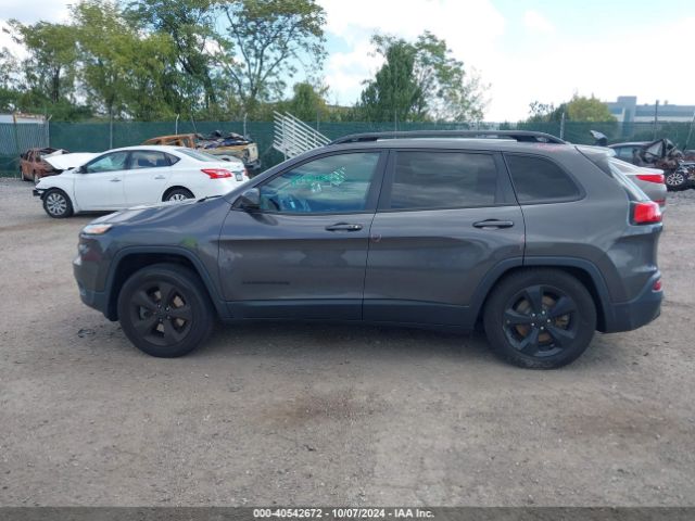 1C4PJMDX4JD532517 Jeep Cherokee Limited 4x4