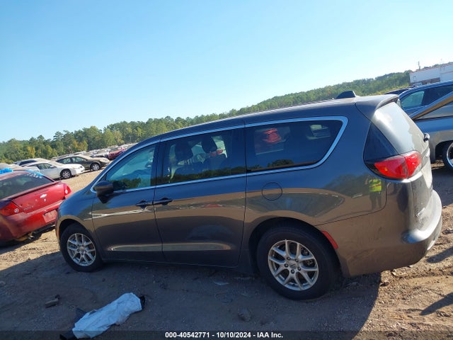 Chrysler Voyager Lx 2021 2C4RC1CG4MR577462 Image 14