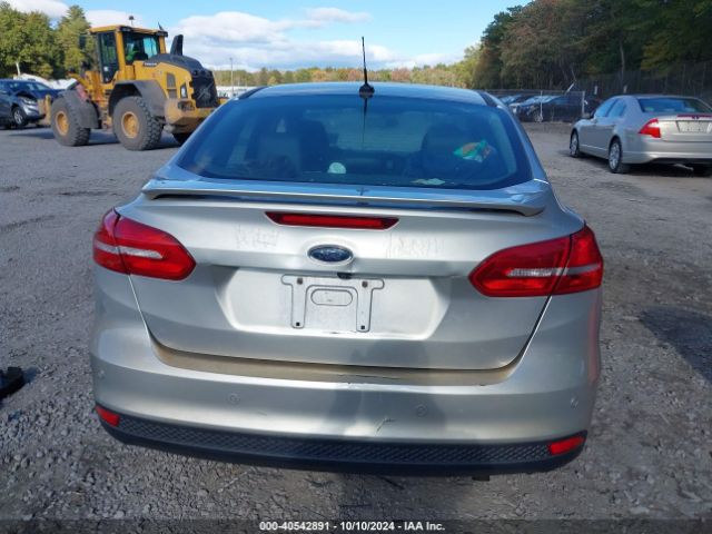 1FADP3J23HL260634 Ford Focus Titanium