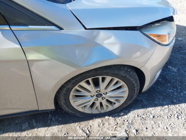 1FADP3J23HL260634 Ford Focus Titanium