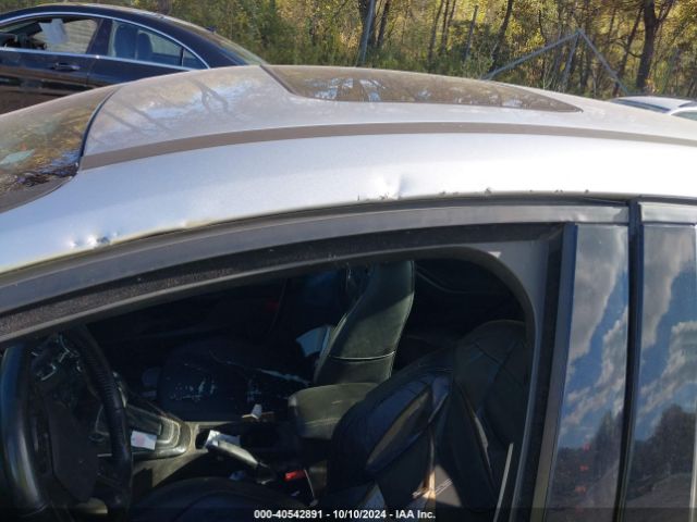 1FADP3J23HL260634 Ford Focus Titanium