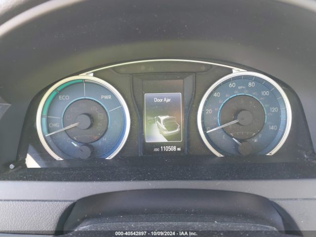 4T1BD1FK3FU158647 Toyota Camry Hybrid Le