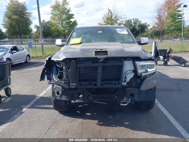 1C6SRFHT8KN633391 RAM 1500 Limited  4x4 5'7 Box