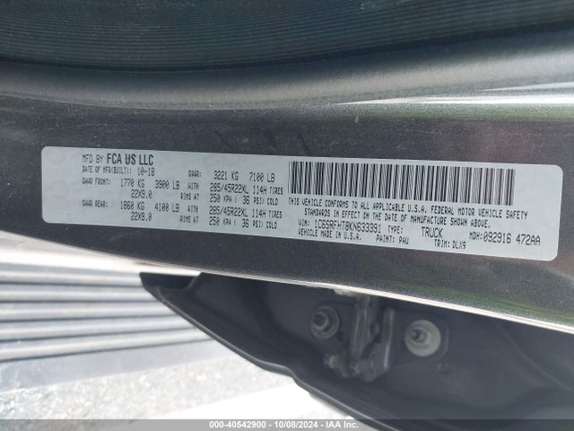 1C6SRFHT8KN633391 RAM 1500 Limited  4x4 5'7 Box