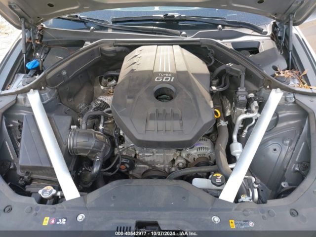 KMTG34TA6NU094033 Genesis G70 2.0t Rwd