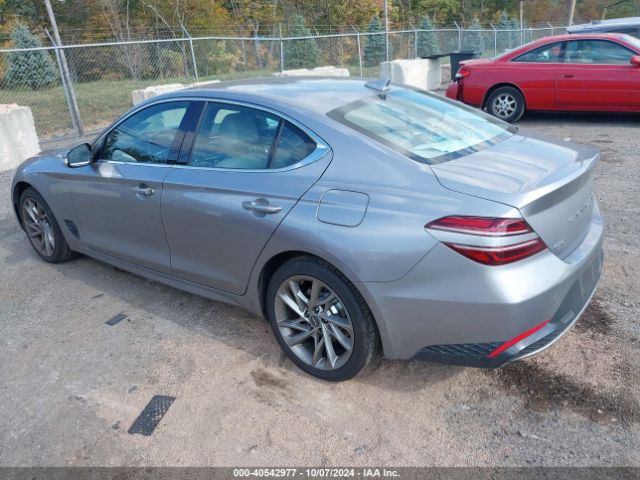KMTG34TA6NU094033 Genesis G70 2.0t Rwd