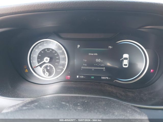 KMTG34TA6NU094033 Genesis G70 2.0t Rwd