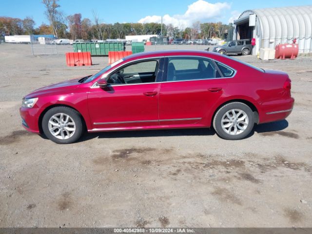 1VWAT7A37GC053782 Volkswagen Passat 1.8t S