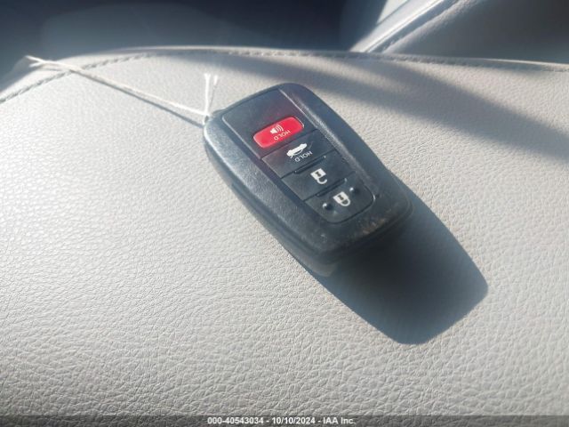 4T1B11HK7JU013688 Toyota CAMRY XLE
