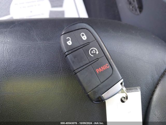 3C4PDDGG8JT261104 Dodge Journey Crossroad Awd