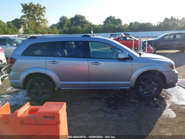 3C4PDDGG8JT261104 Dodge Journey Crossroad Awd