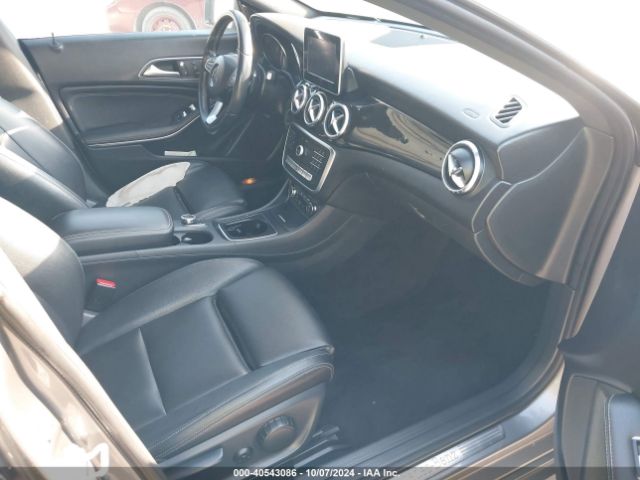 WDDSJ4GB3GN324518 Mercedes-Benz CLA 250 4MATIC