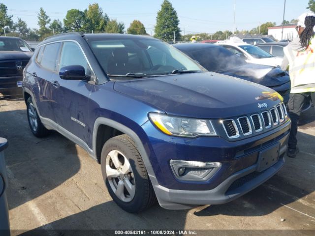 3C4NJCBB0JT267761 Jeep Compass Latitude Fwd