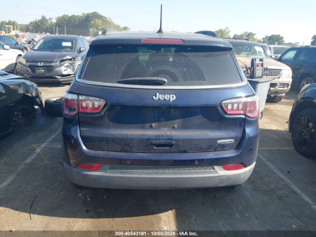 3C4NJCBB0JT267761 Jeep Compass Latitude Fwd