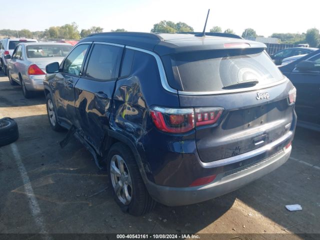 3C4NJCBB0JT267761 Jeep Compass Latitude Fwd