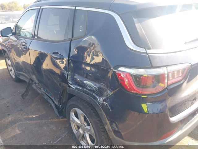 3C4NJCBB0JT267761 Jeep Compass Latitude Fwd