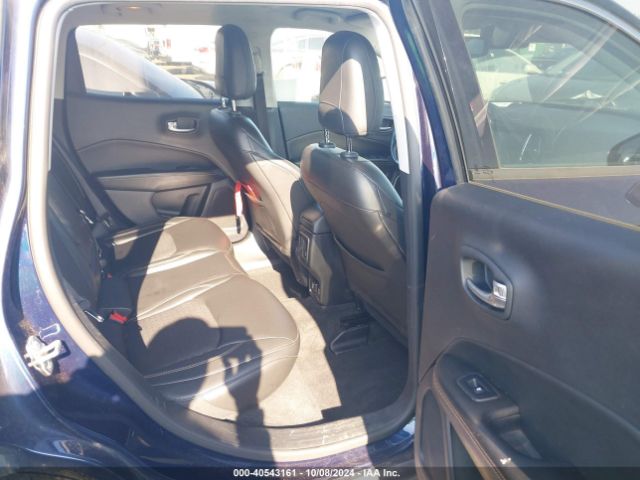 3C4NJCBB0JT267761 Jeep Compass Latitude Fwd