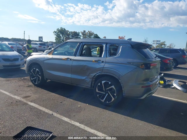 2022 MITSUBISHI OUTLANDER JA4J4VA82NZ065701 Photo 2