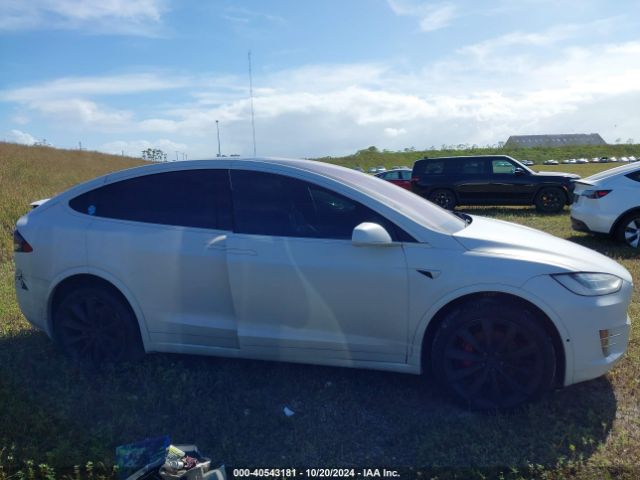 Tesla MODEL X 2018 5YJXCBE46JF103861 Image 13