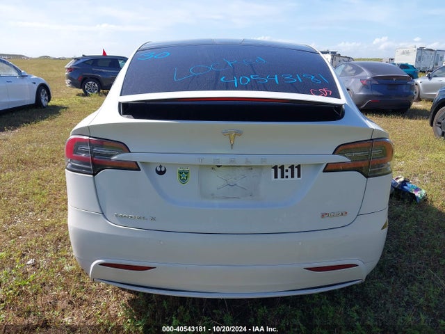 Tesla MODEL X 2018 5YJXCBE46JF103861 Image 16