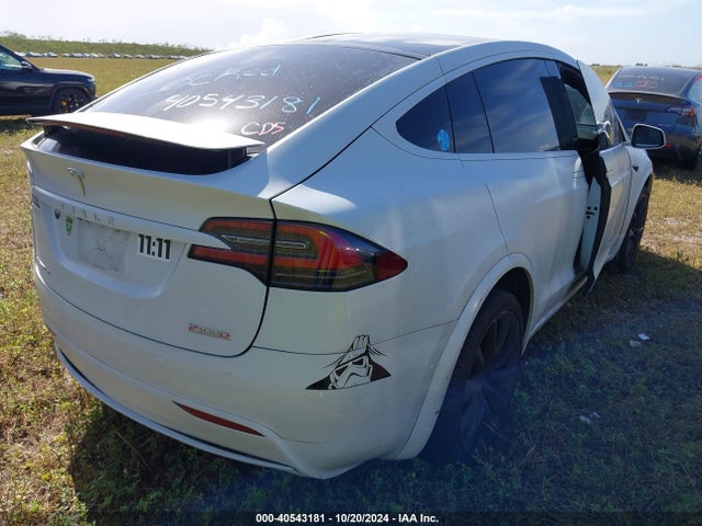 2018 TESLA MODEL X 5YJXCBE46JF103861 Photo 3