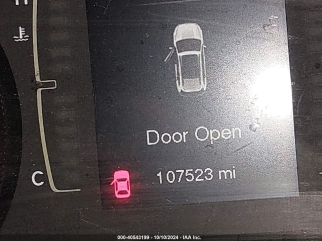 1C4PJLCB5EW126398 Jeep Cherokee Latitude