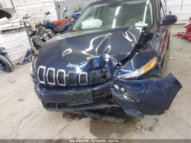 1C4PJLCB5EW126398 Jeep Cherokee Latitude