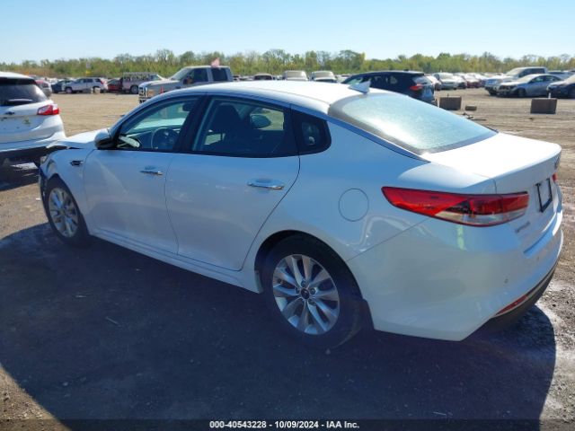 5XXGT4L38JG256339 KIA Optima Lx