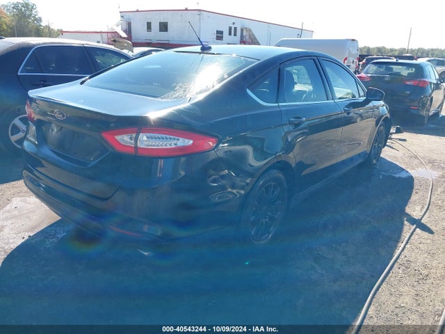 Ford FUSION S 2015 3FA6P0G75FR157773 Image 4