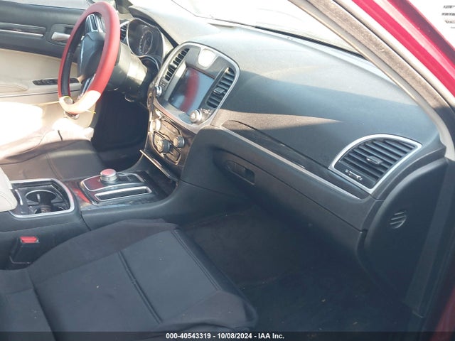 2C3CCAAG1JH338241 Chrysler 300 Touring