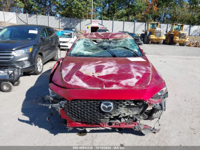 3MZBPADL2KM111709 Mazda Mazda3 Preferred Package