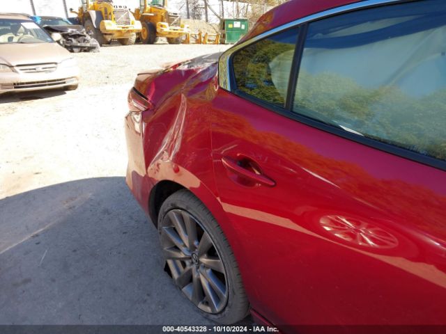 3MZBPADL2KM111709 Mazda Mazda3 Preferred Package