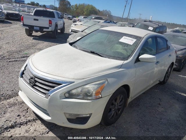 Nissan Altima 2.5 S 2015 1N4AL3AP4FC575577 Image 2