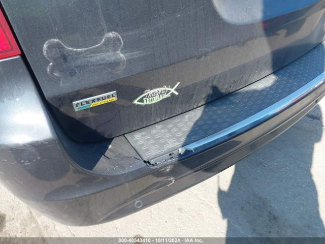 2C4RC1CG1ER214862 Chrysler Town & Country Touring-l