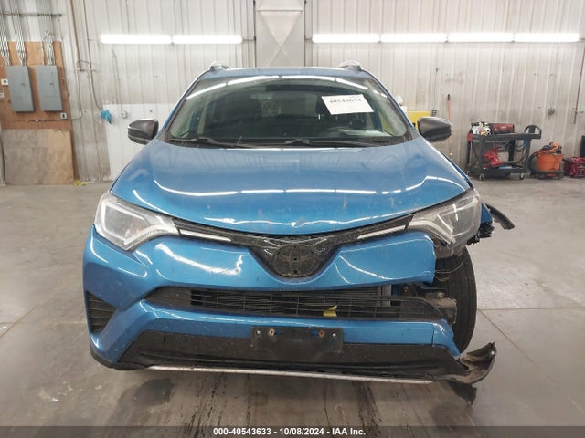 Toyota RAV4 LE 2016 JTMBFREV8GJ102814 Image 13