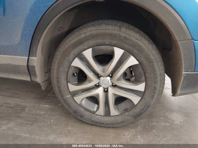 Toyota RAV4 LE 2016 JTMBFREV8GJ102814 Image 12