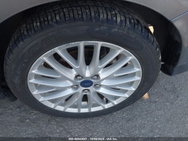 1FADP3J2XEL262845 Ford Focus Titanium