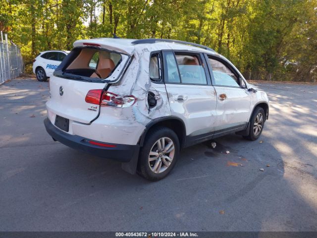WVGBV7AX0HW511338 Volkswagen Tiguan 2.0t S
