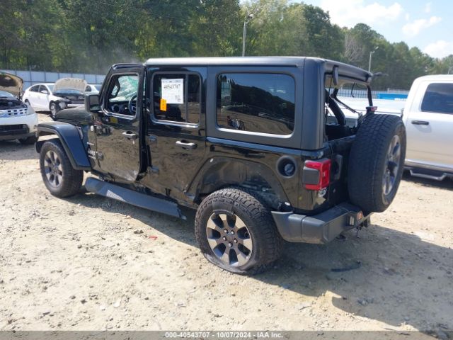 1C4HJXEN5JW249258 Jeep Wrangler Unlimited Sahara 4x4