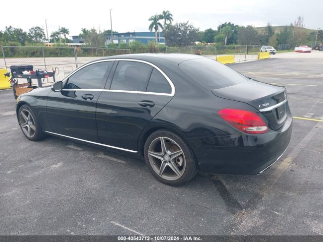 55SWF4JB1GU122814 Mercedes-Benz C 300 Luxury/sport