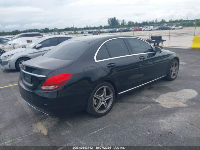 55SWF4JB1GU122814 Mercedes-Benz C 300 Luxury/sport