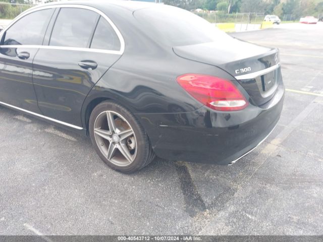 55SWF4JB1GU122814 Mercedes-Benz C 300 Luxury/sport
