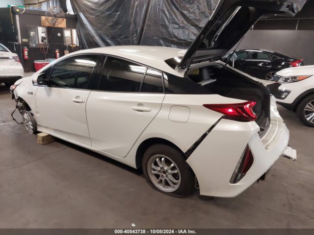 JTDKARFP0H3060689 Toyota Prius Prime Premium