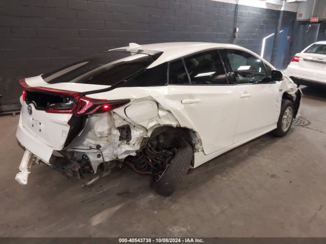 JTDKARFP0H3060689 Toyota Prius Prime Premium