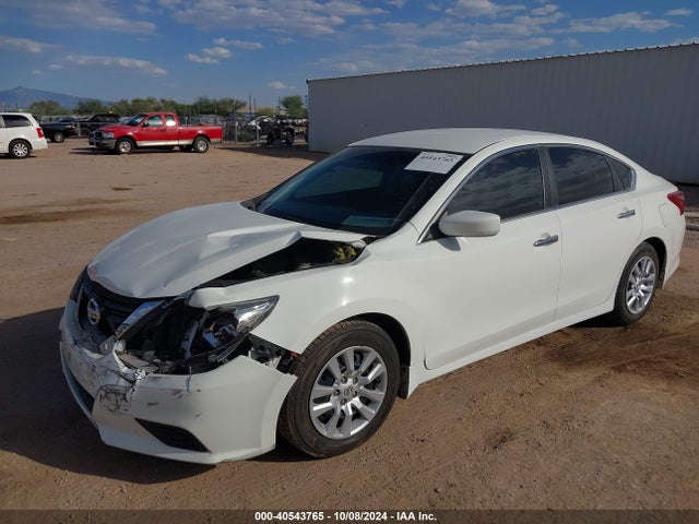 Nissan Altima 2.5 S 2018 1N4AL3AP1JC111557 Image 2