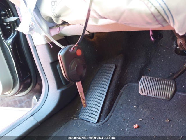 Ford ESCAPE SE 2017 1FMCU9GD9HUC58192 Image 11