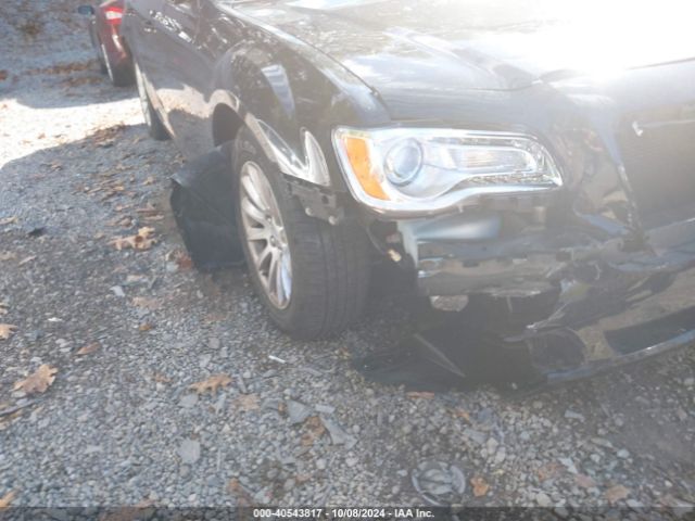 2C3CCAAG0EH307097 Chrysler 300