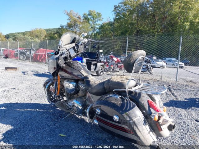2018 INDIAN MOTORCYCLE CO. CHIEFTAIN 56KTCAAA8J3364341 Photo 2