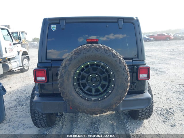 1C4HJXEG4KW602379 Jeep Wrangler Unlimited Sahara 4x4